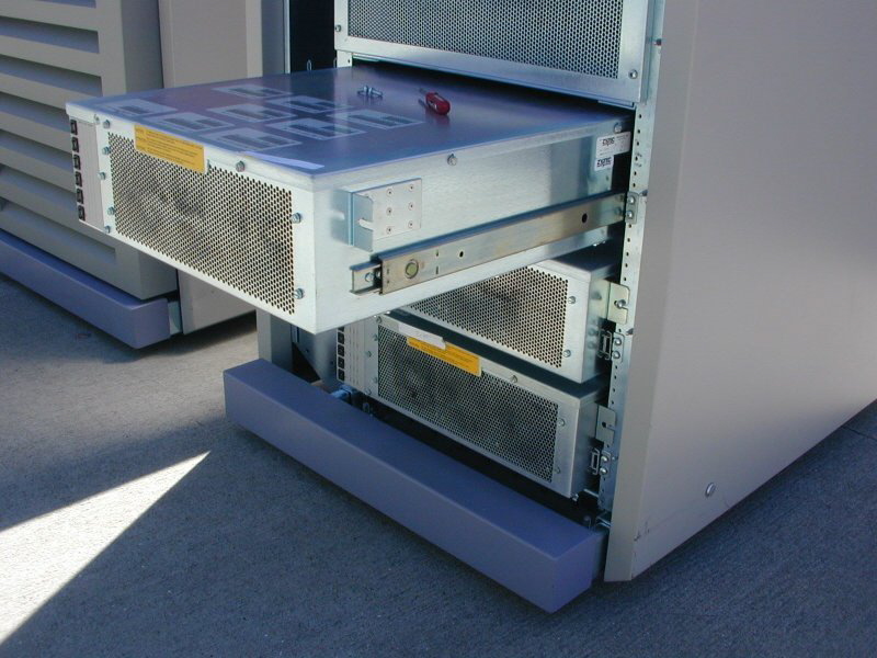 db_Sun2000 storage-drivetray1-800x600